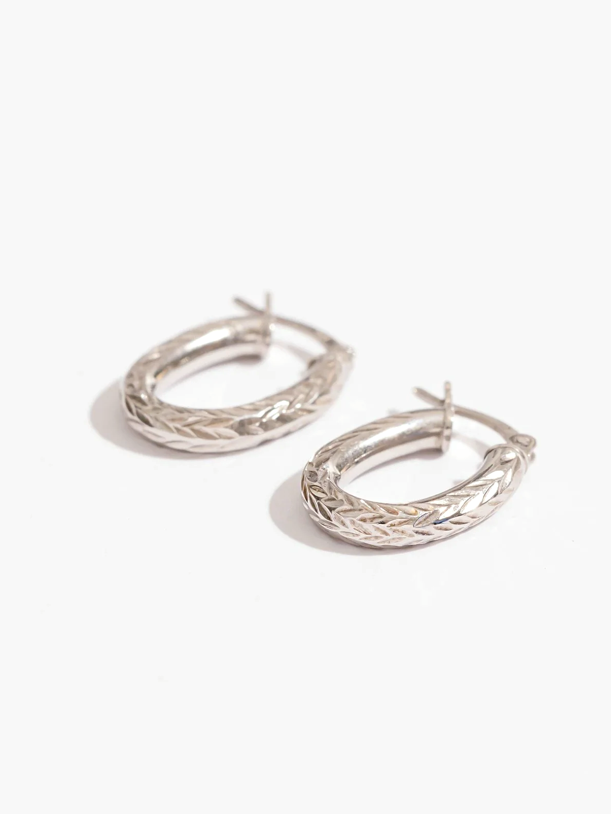 Annaka Hoops