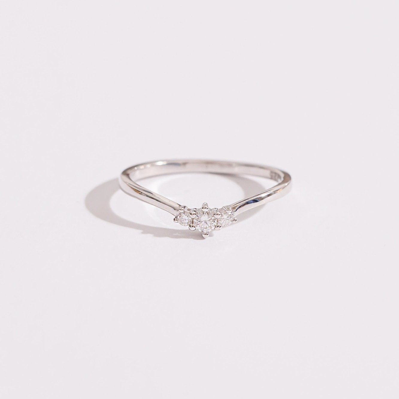 Mae Ring