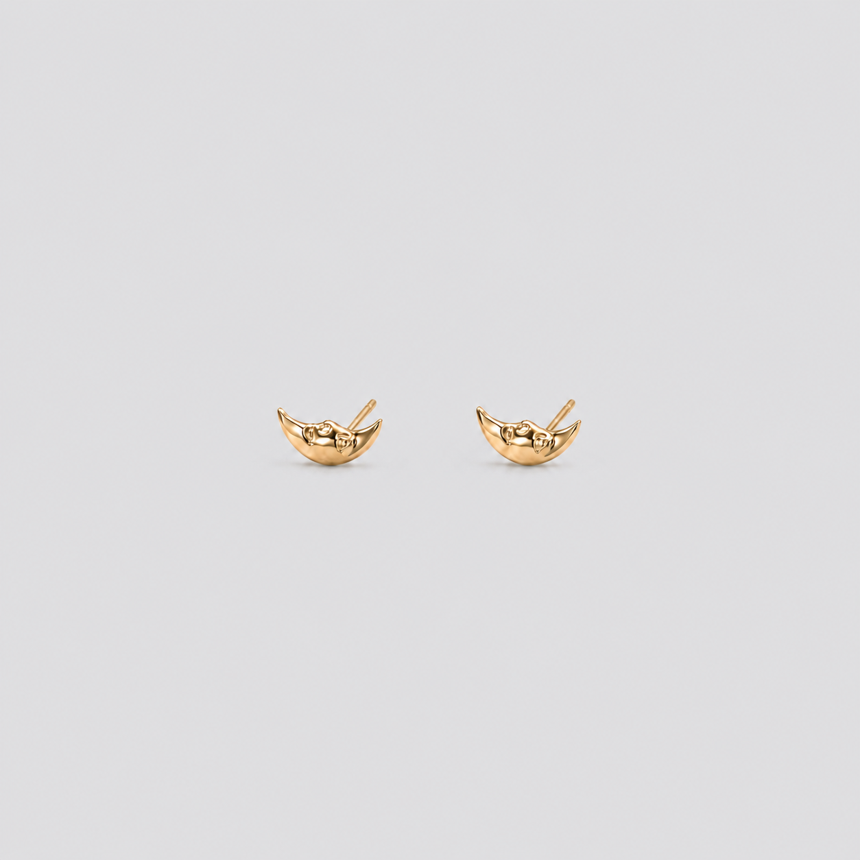 Moon Studs Raquel Rosalie
