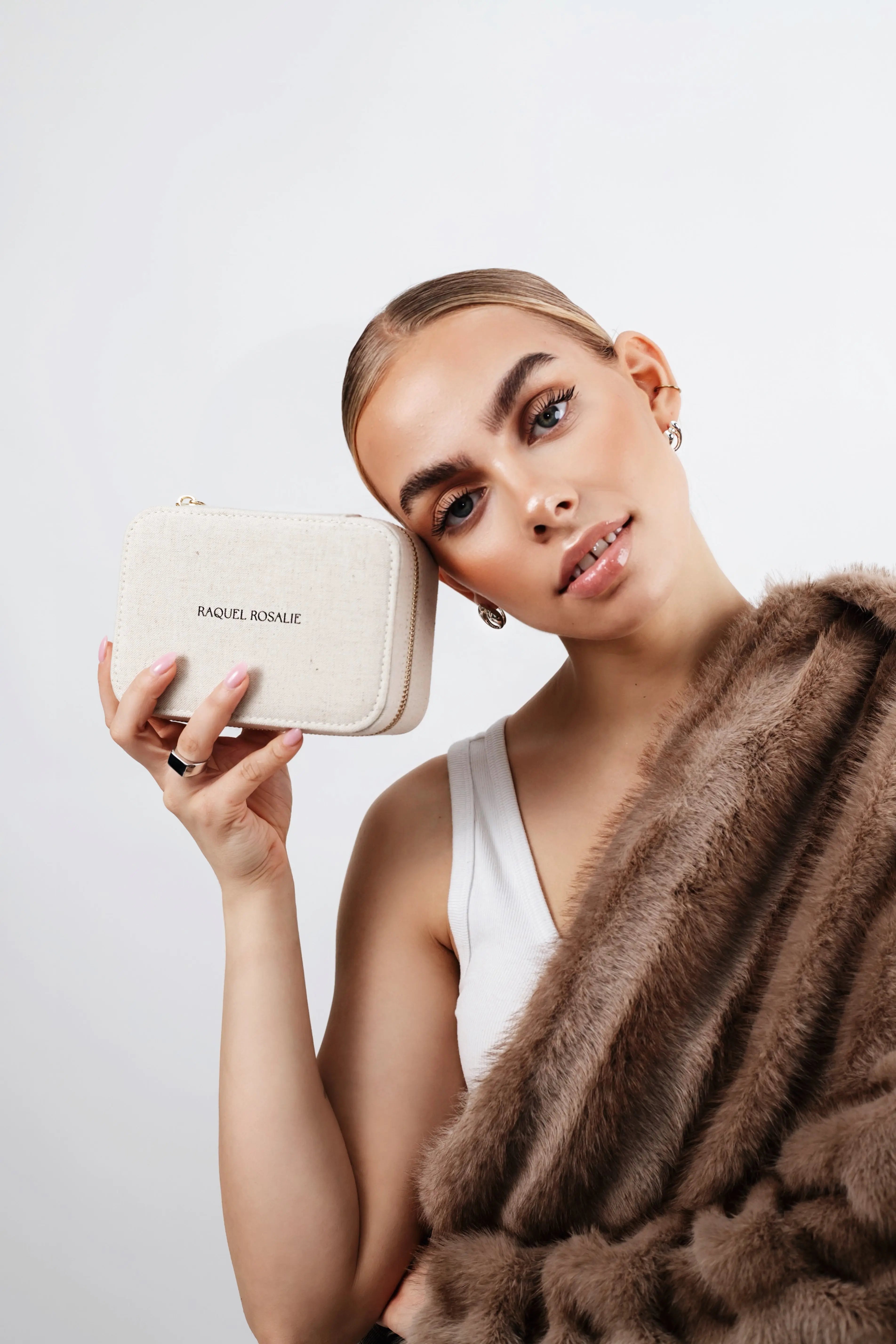 Linen Jewelry Box Raquel Rosalie