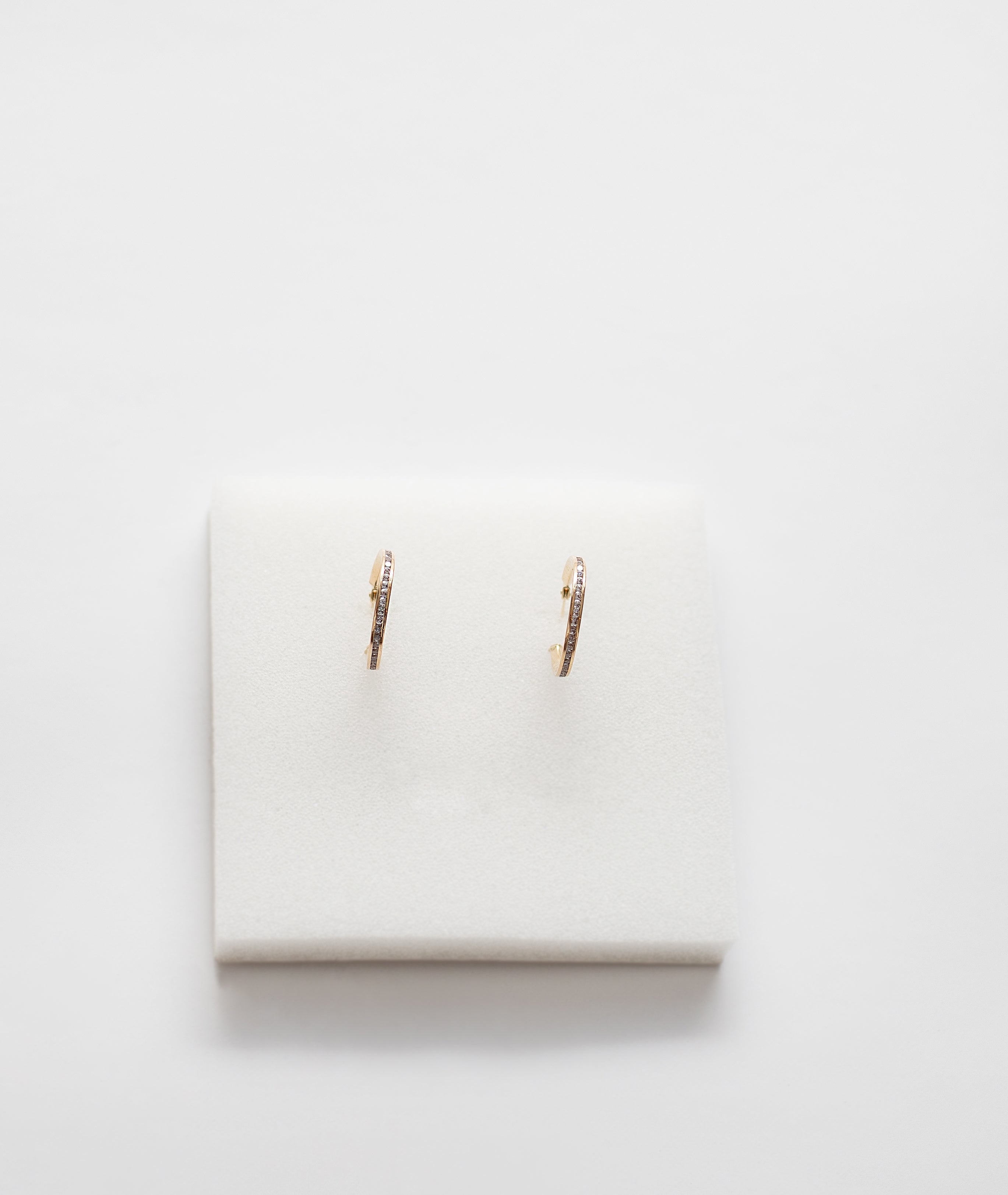 Pave Hoops