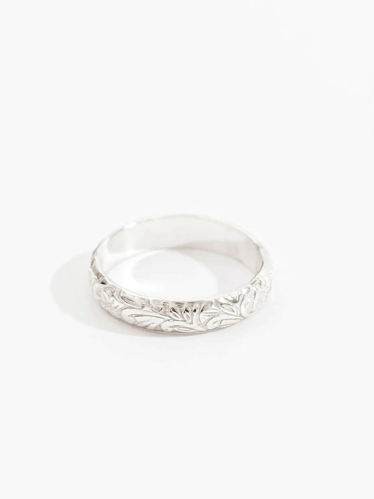 Primrose ring | 14k gold filled | half round floral pattern | 4mm | women