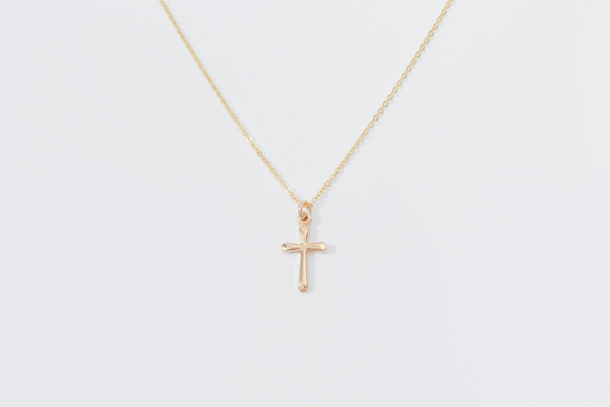 Rise Cross Raquel Rosalie
