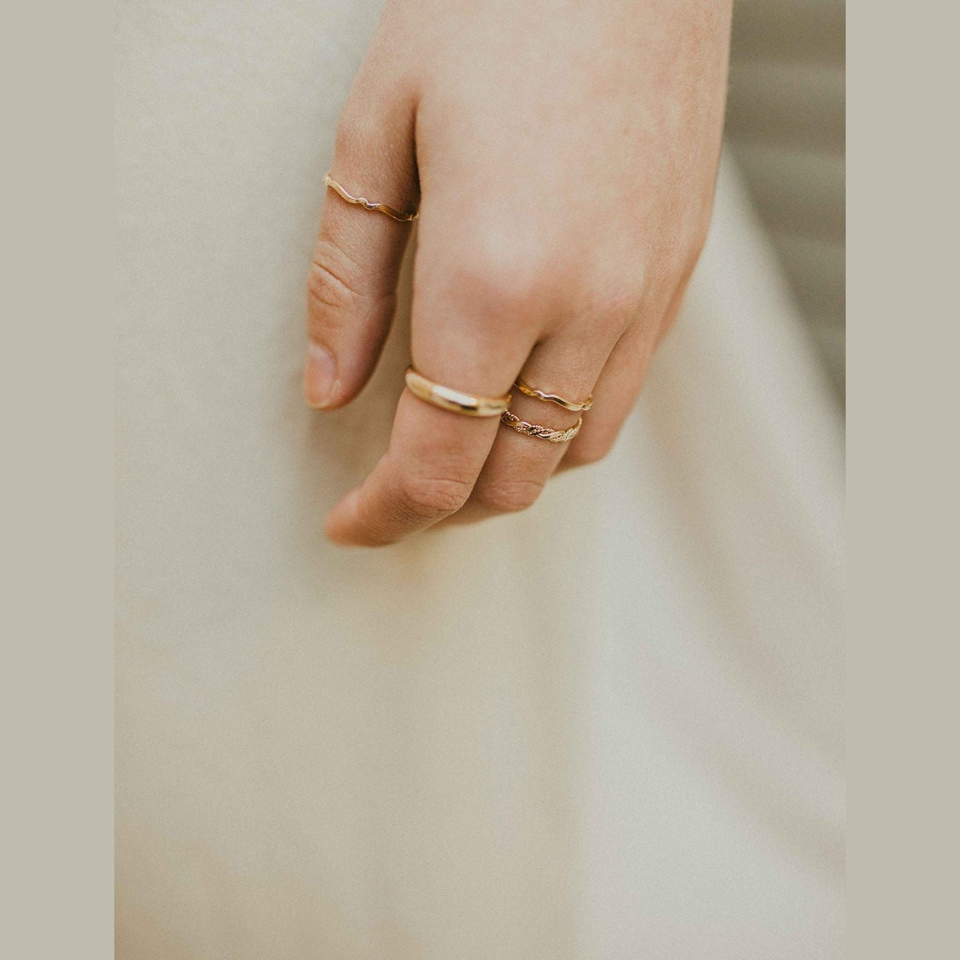 Wavelet Ring – Raquel Rosalie